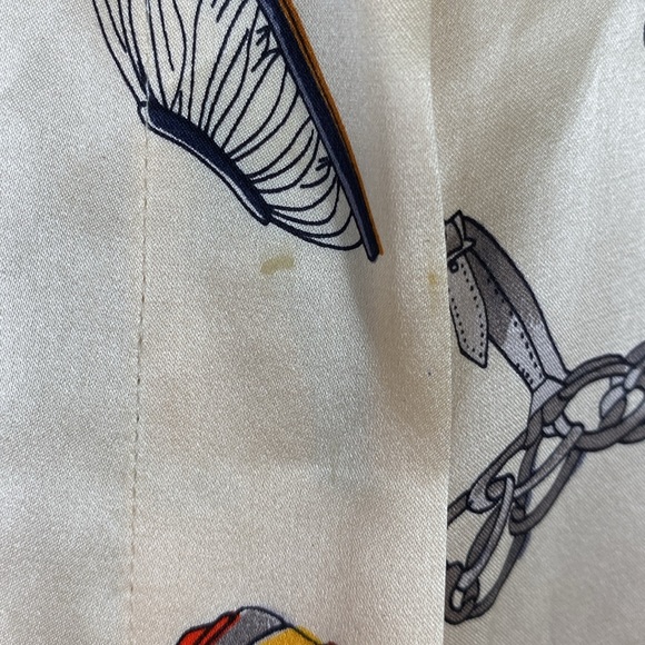 Nancy Heller Vintage silk blouse shoe print - Picture 16 of 17